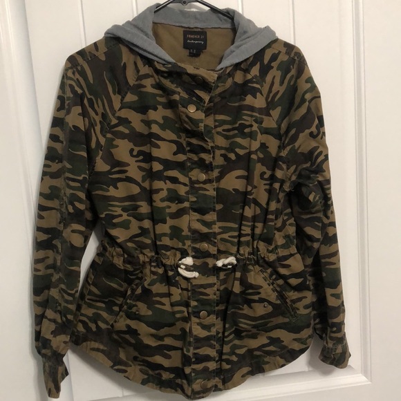 Forever 21 | Camo Jacket - Picture 3 of 4